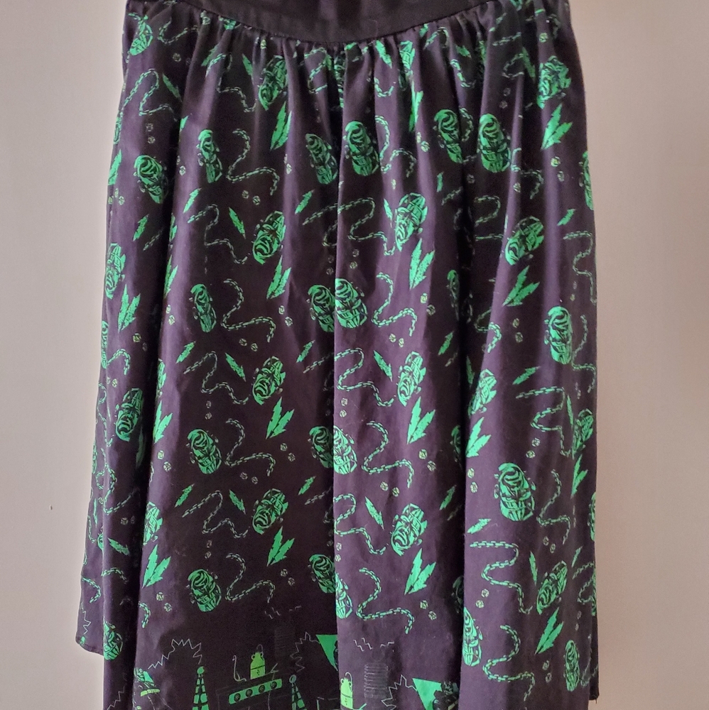 Hot Topic Frankenstein skirt size Small